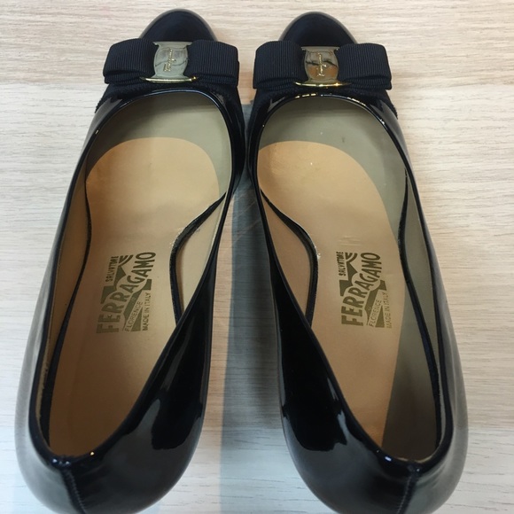 Ferragamo patent pumps - Picture 15 of 15